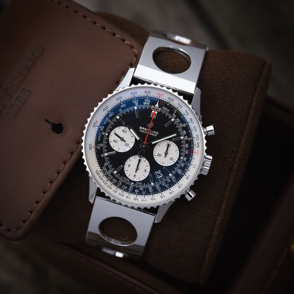 Breitling Navitimer 01 AB0121